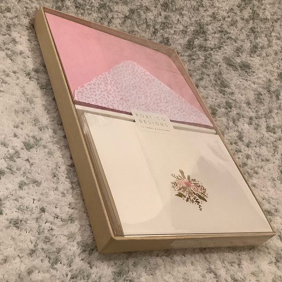 Pink Flower Bouquet with pink envelopes Stationery Set NWT Portico Designs 12 ct - Picture 7 of 15